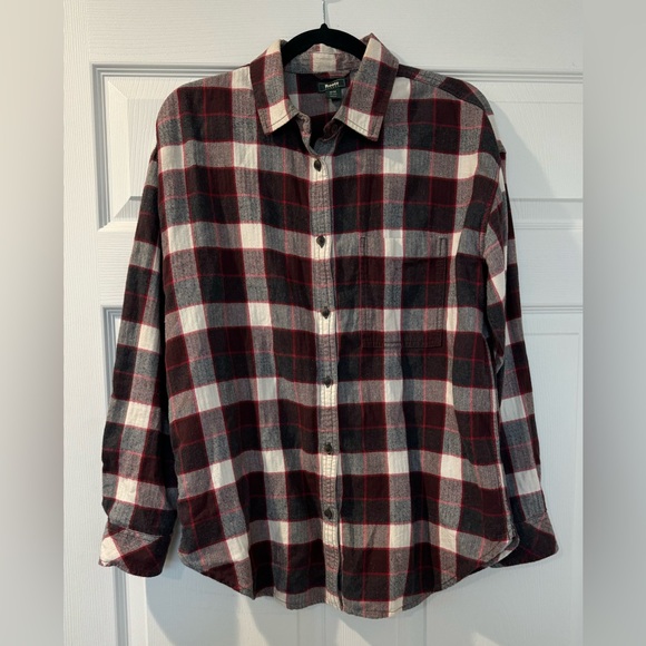 Roots Tops - Women’s Roots Red and Black Plaid flannel Shirt 100% cotton